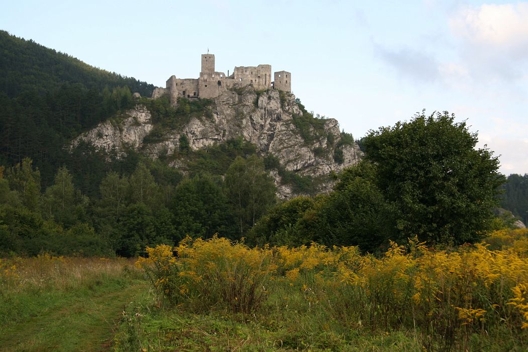 strecno.jpg - Strečno - východisko hrebeňovky