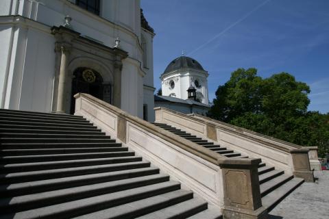 Moravsk Kras - Vchod do kostola